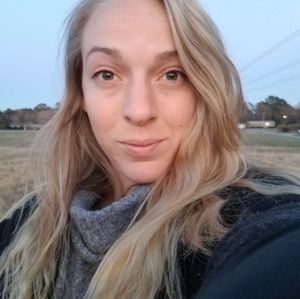 Meet your Posher, Nikki